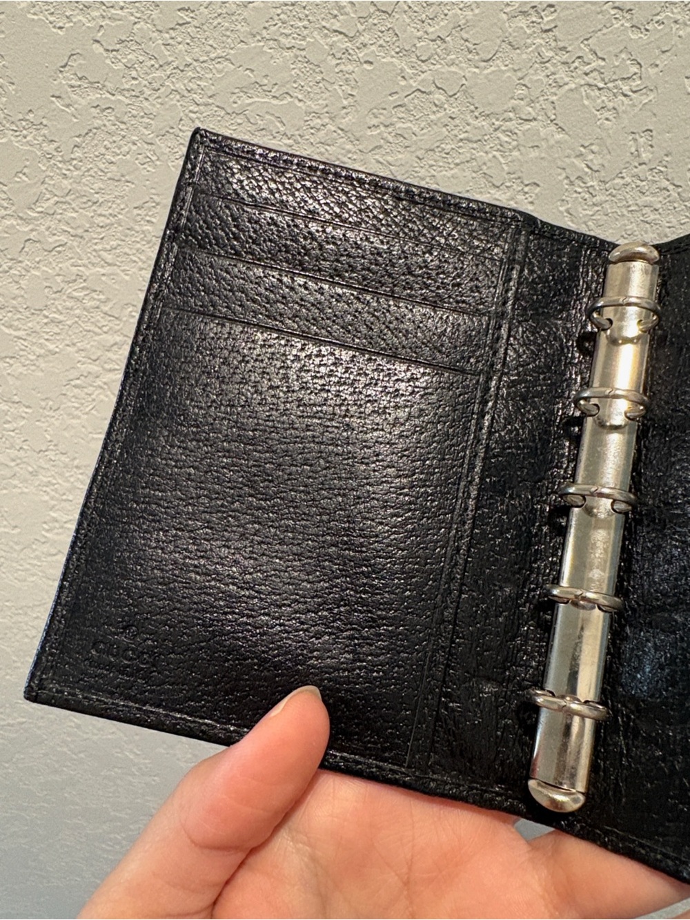 Gucci Black Leather Agenda Wallet with Snap Closure - Picture 4 of 12
